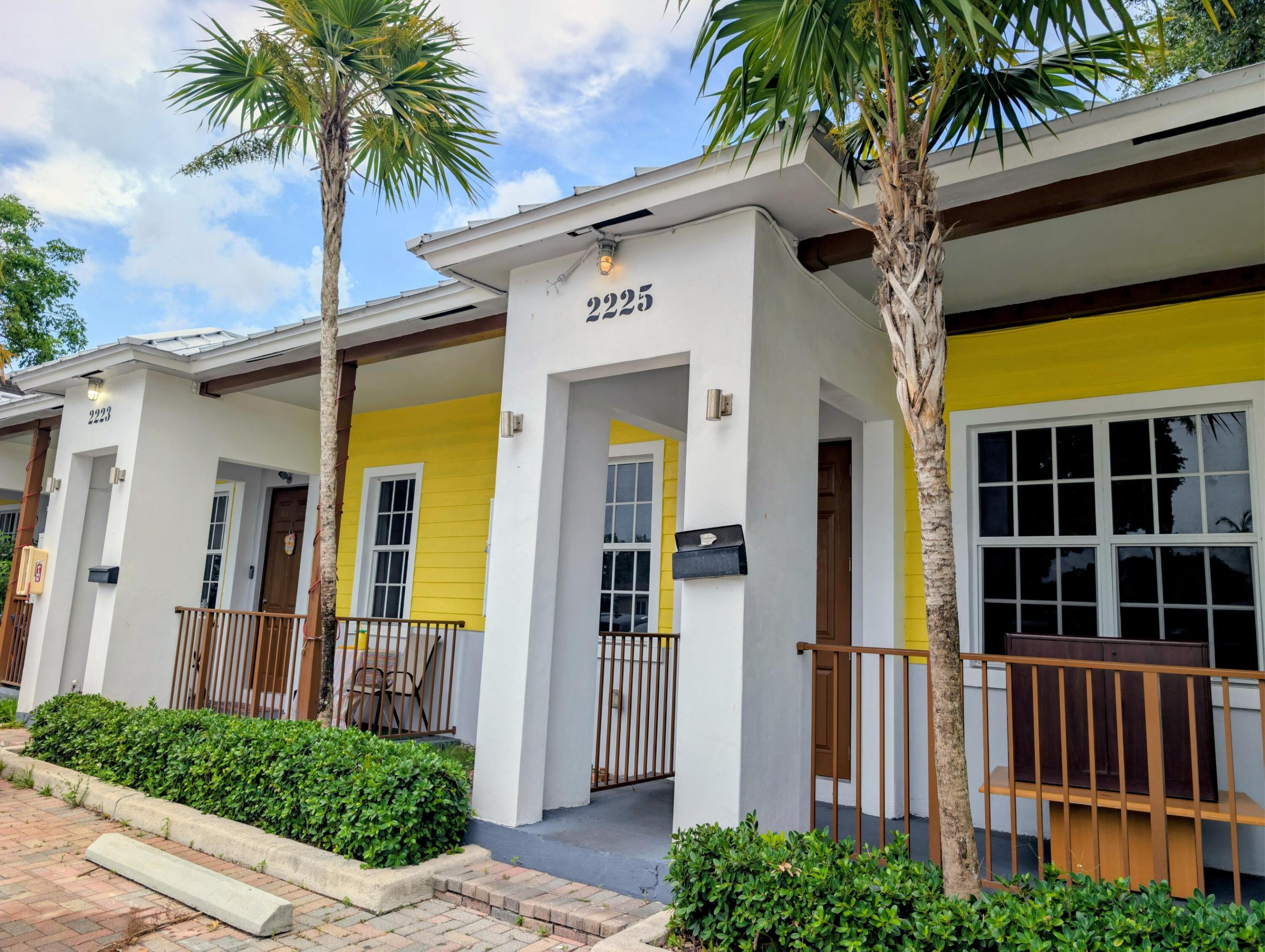 2221 NW 64th Avenue