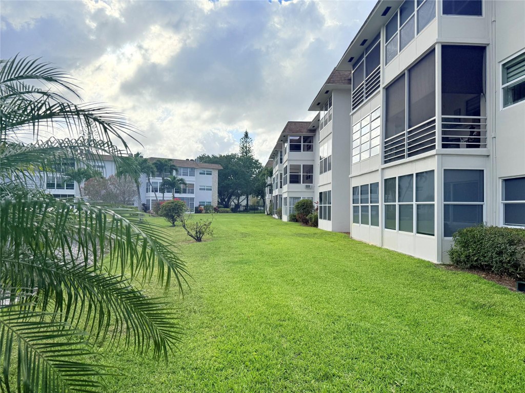 Hawaiian Gardens - Residential