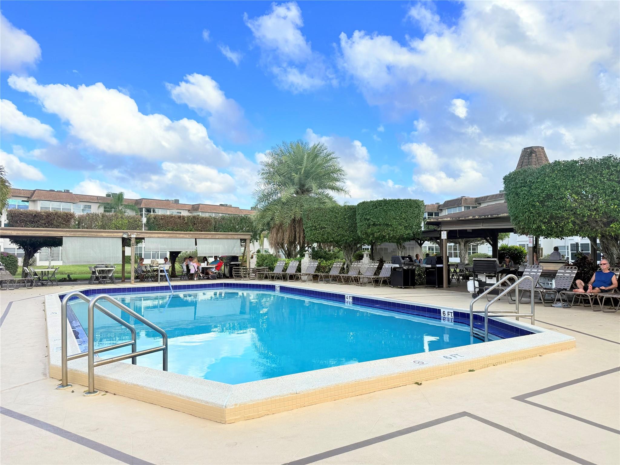 Hawaiian Gardens - Residential