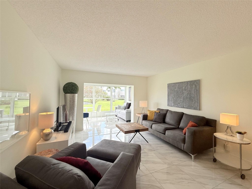 Hawaiian Gardens - Residential