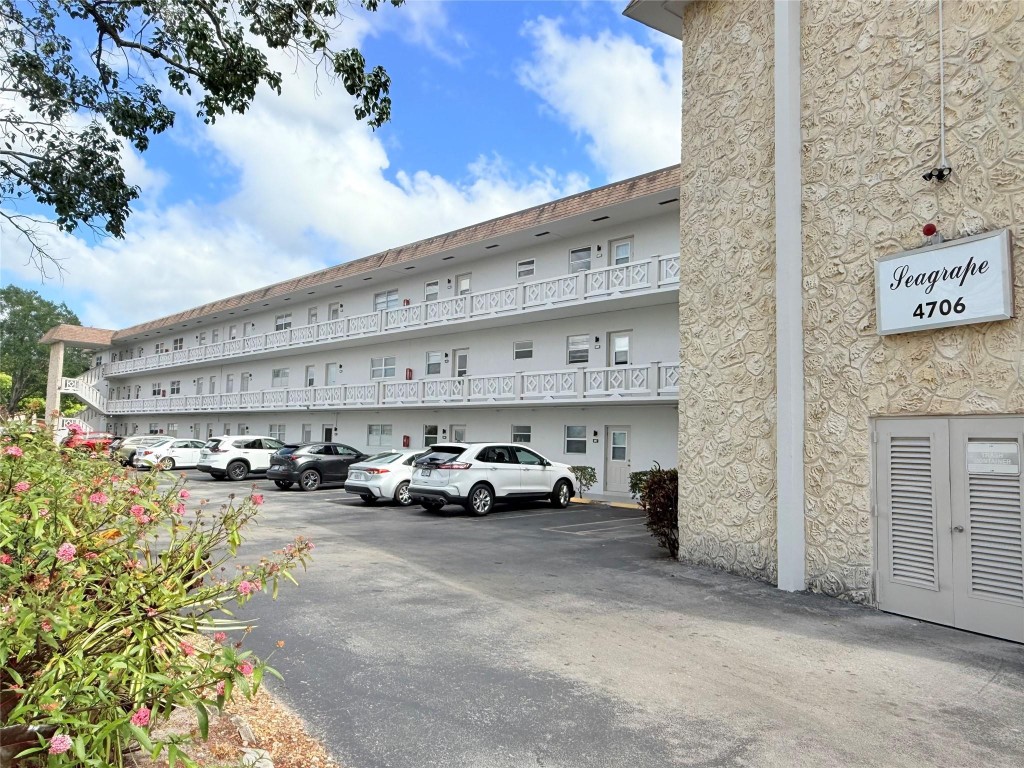 Hawaiian Gardens - Residential