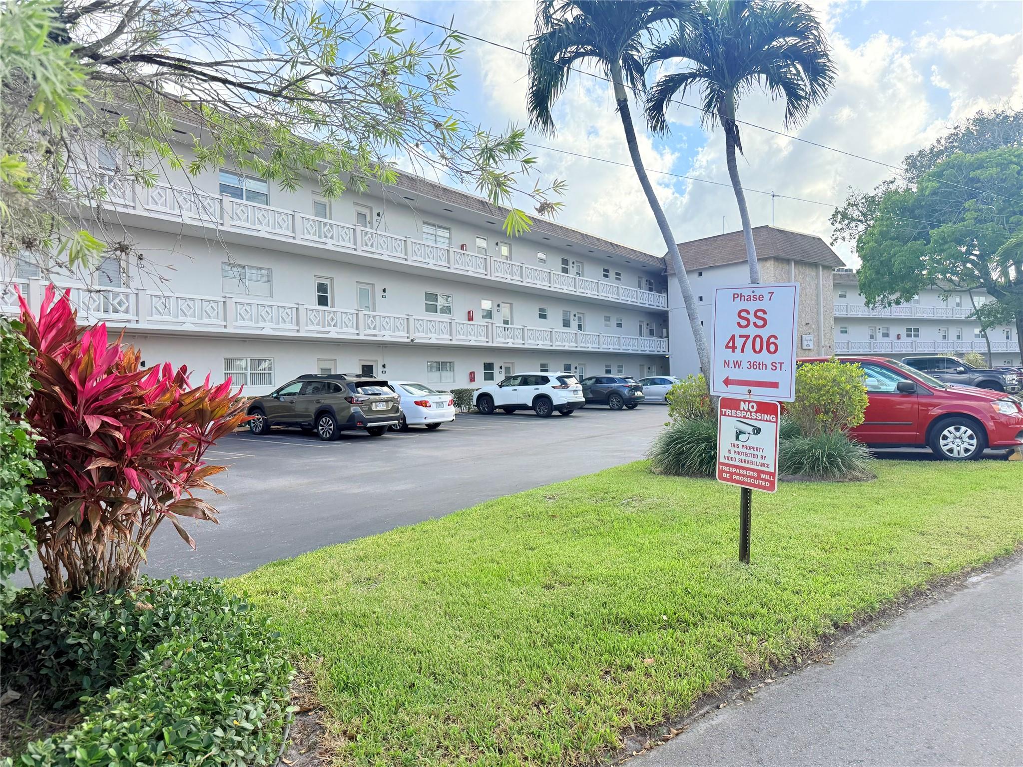 Hawaiian Gardens - Residential