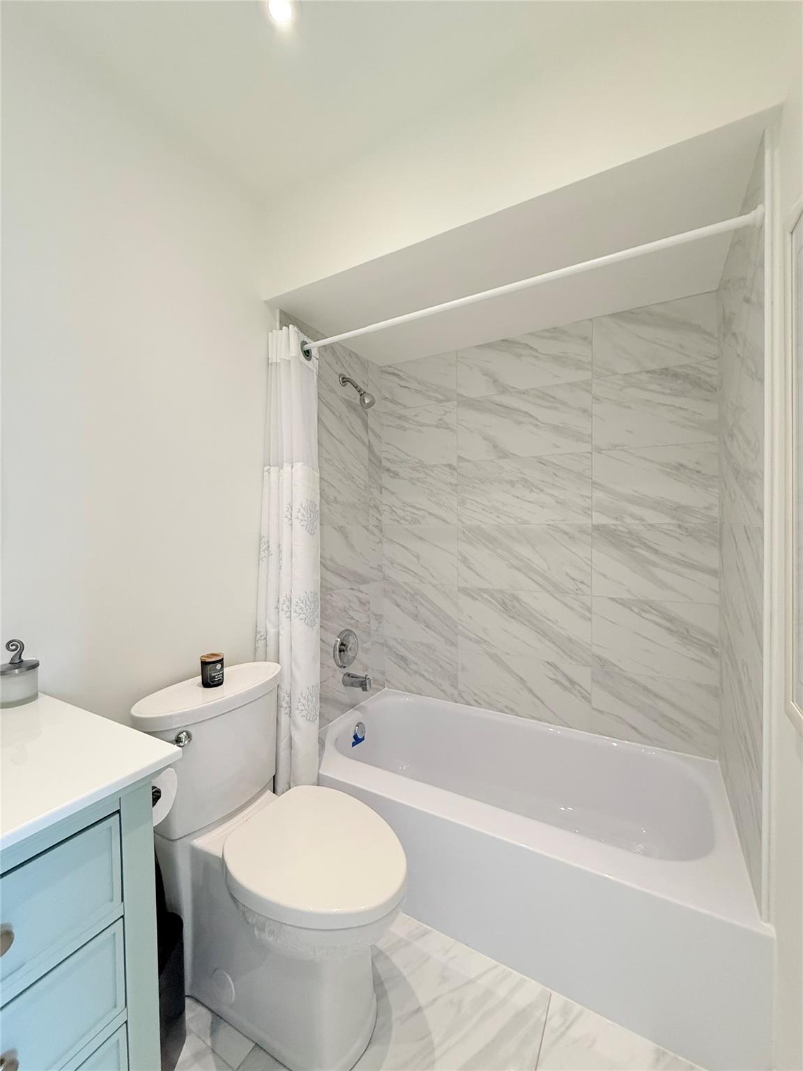 Hawaiian Gardens - Residential