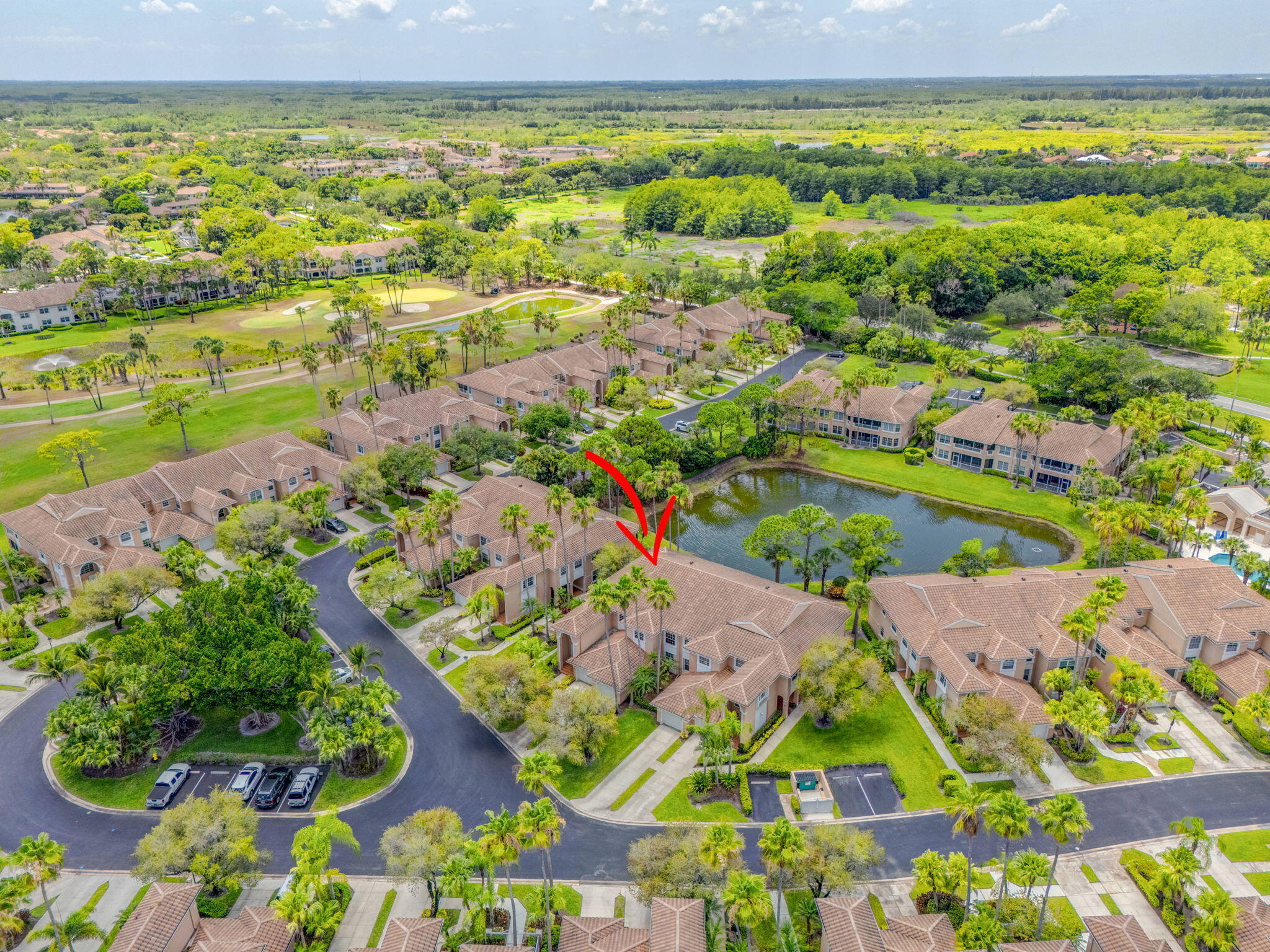 LEGENDS CONDO - Residential