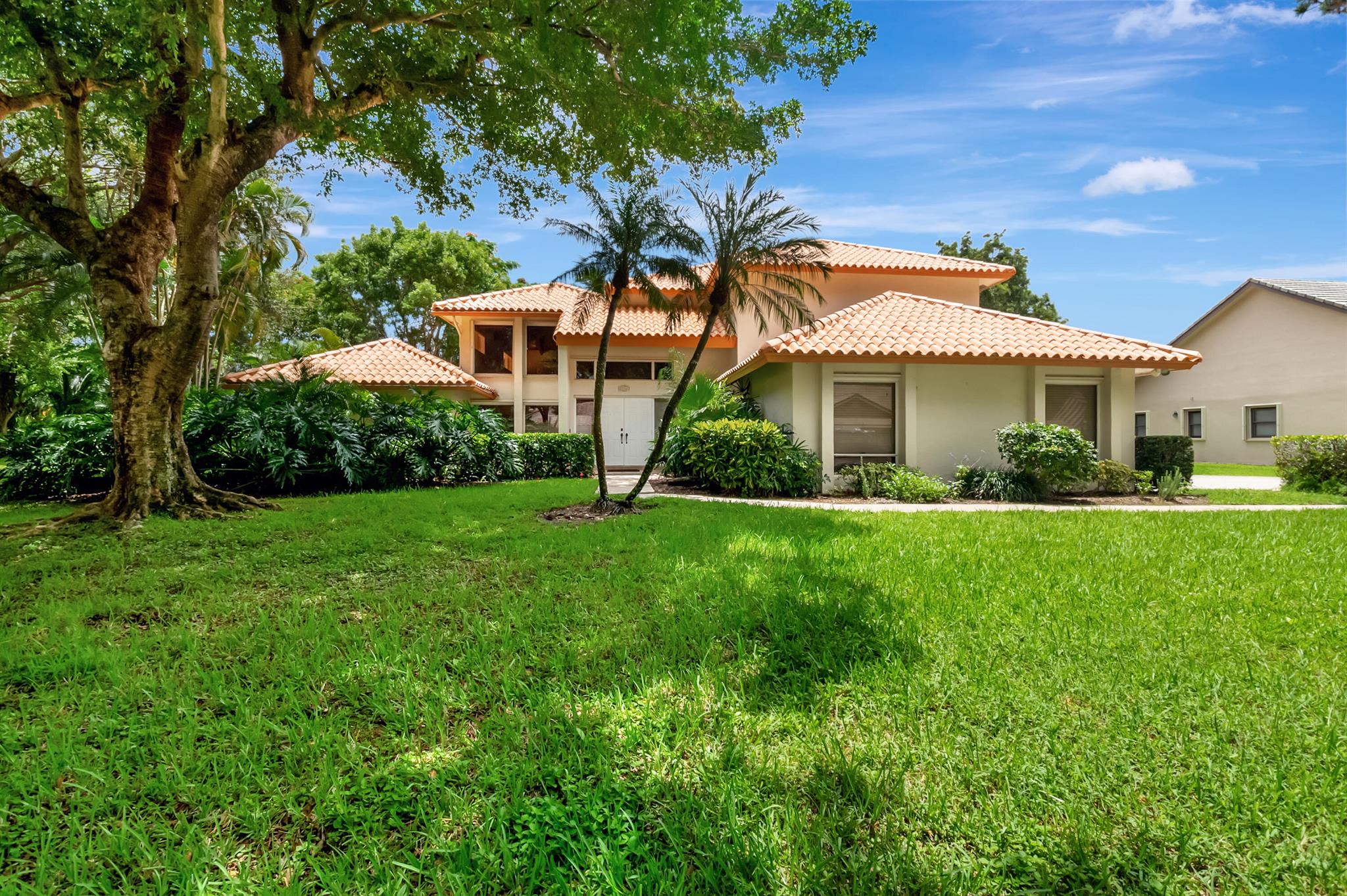 Want to give South Florida a try? This is the perfect furnished annual rental in beautiful Millpond, Boca Raton. This spacious 4 bed/3 bath pool house boasts 3000+ sq. ft. of luxurious living space, offering both comfort and style. Nestled on a serene tree-lined cul-de-sac, this home is your oasis in the heart of Boca Raton. Inside, you'll find plenty of room for relaxation and entertainment. Bask in the warm Florida sun as you lounge by your private pool paradise or take a refreshing dip. It's your personal haven for those sunny days. Your primary suite sanctuary is a true gem, offering breathtaking views of the sunlit pool. Three more spacious bedrooms and a full bath await you on the second floor, with two of them opening onto a charming balcony/sundeck.