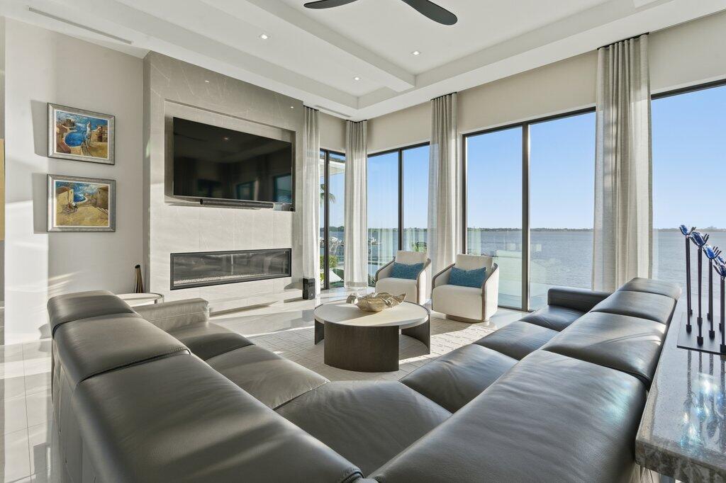 LANGFORD LANDING - Residential