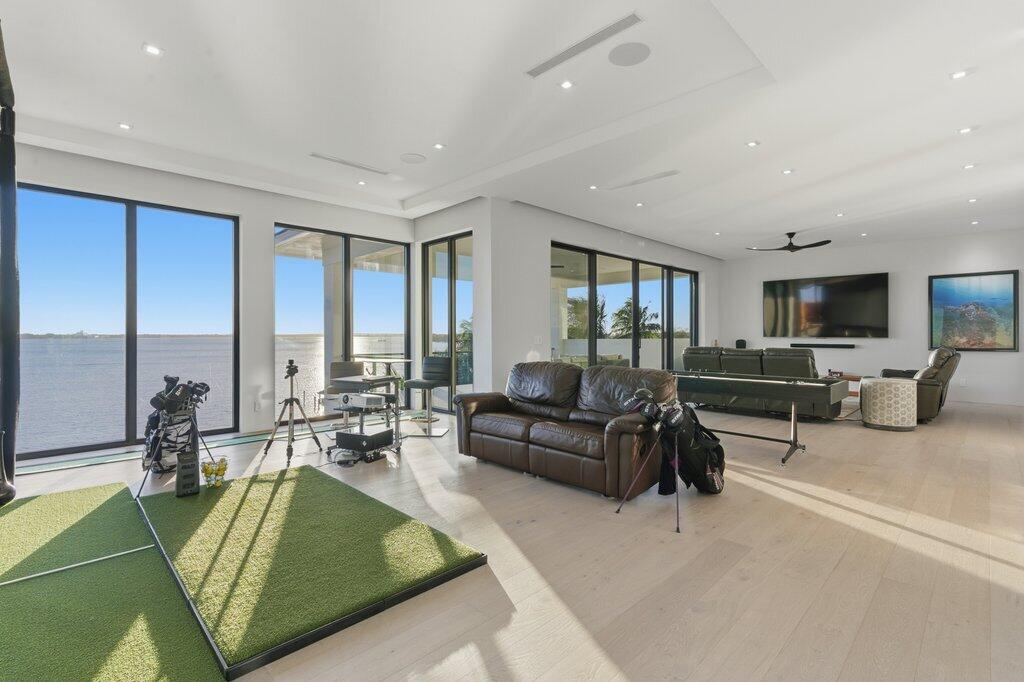 LANGFORD LANDING - Residential