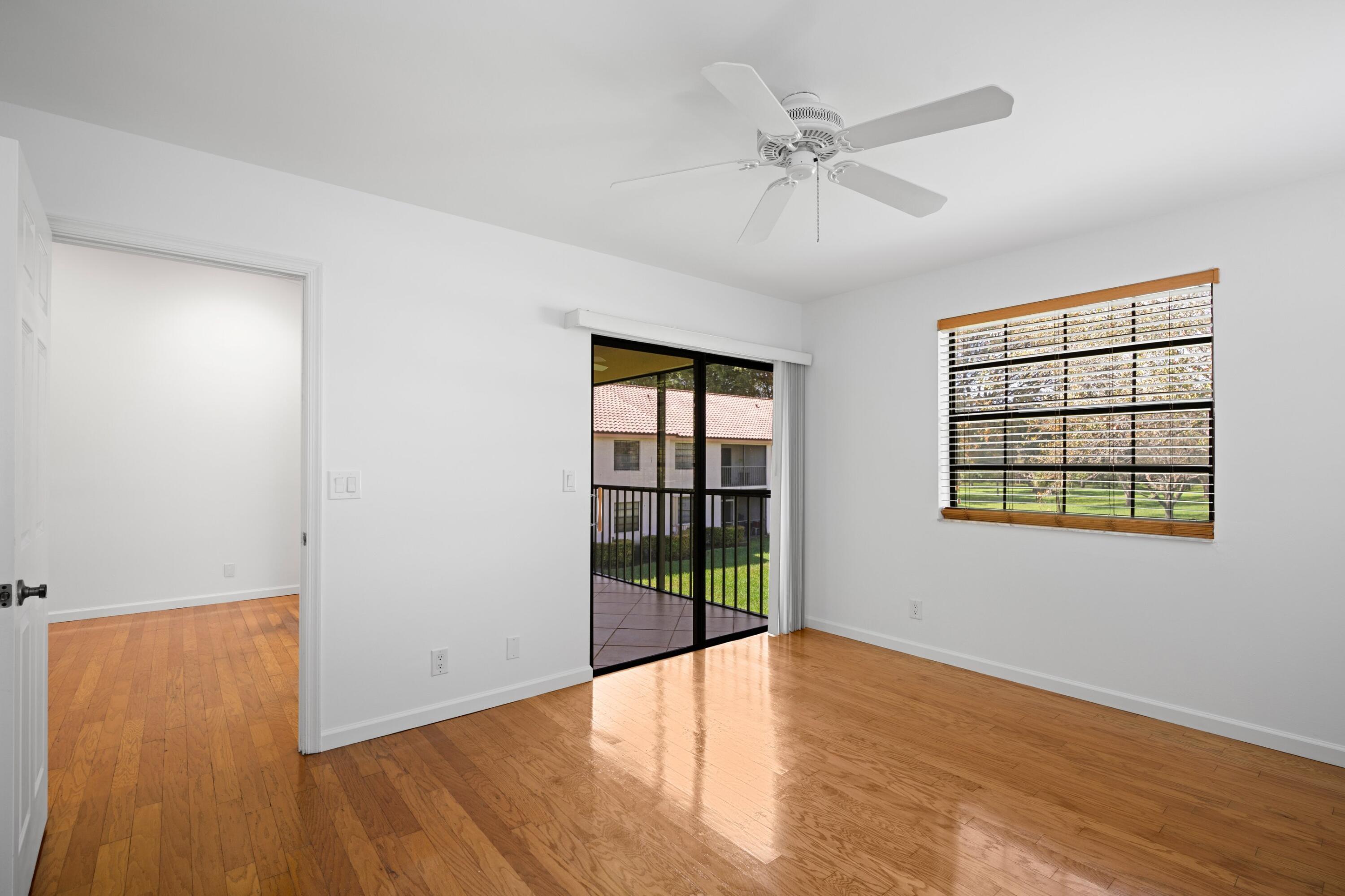 LAKE WINDWOOD CONDO - Residential