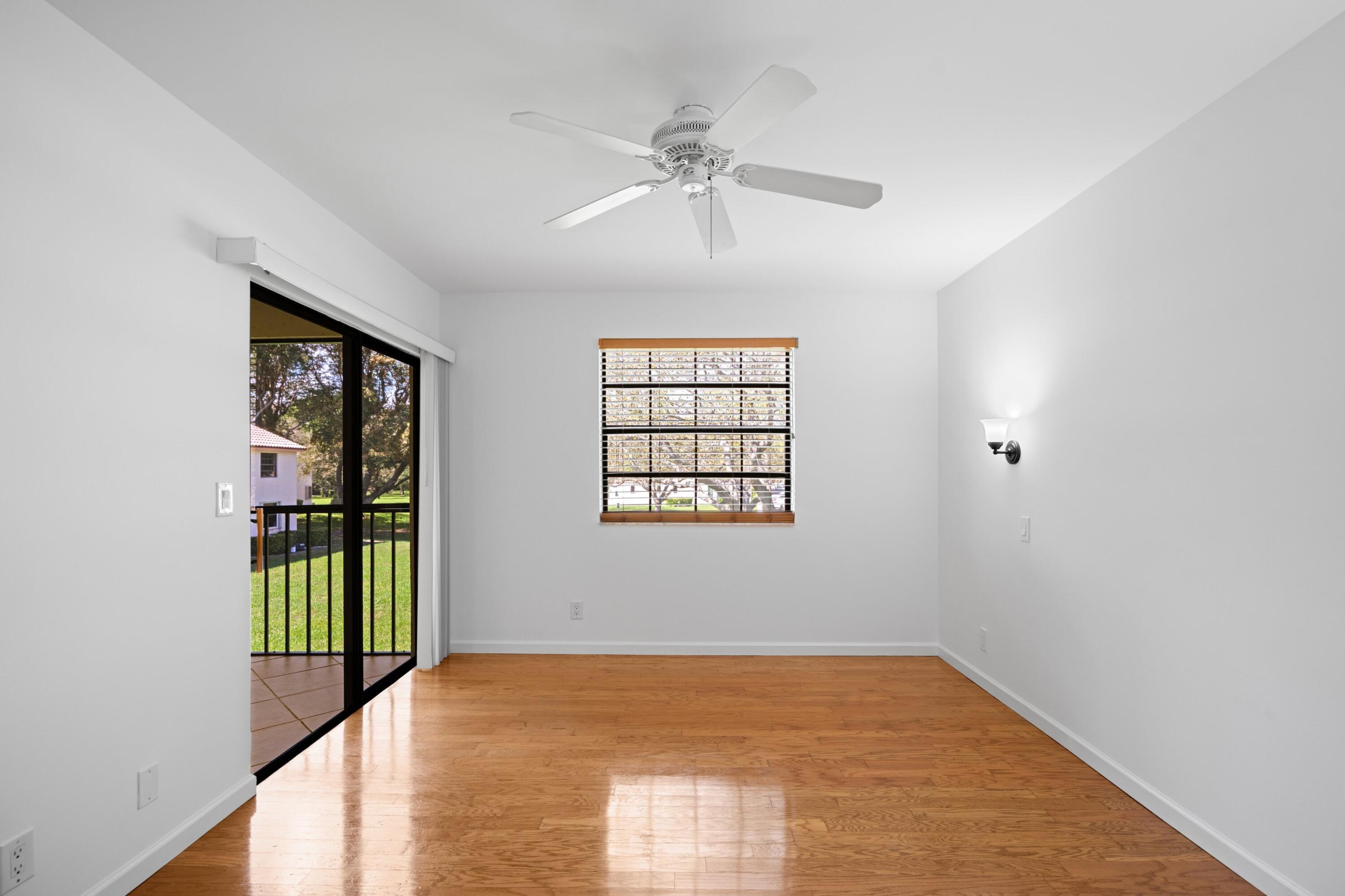 LAKE WINDWOOD CONDO - Residential