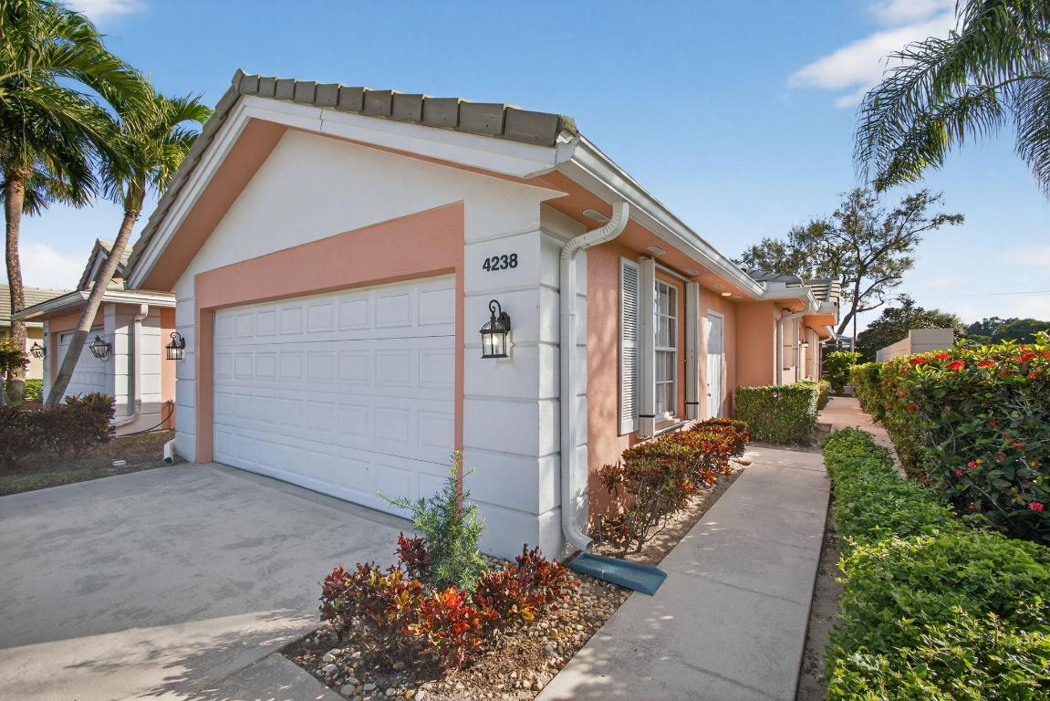 GARDEN OAKS - Residential