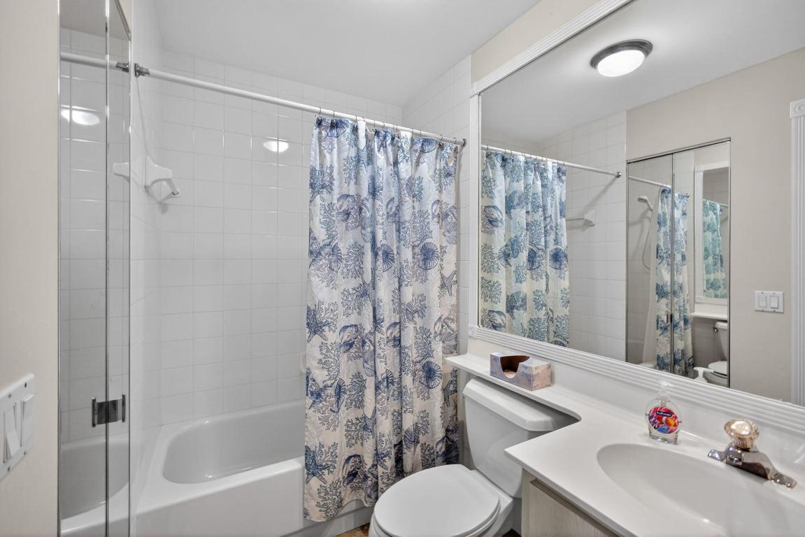 GARDEN OAKS - Residential