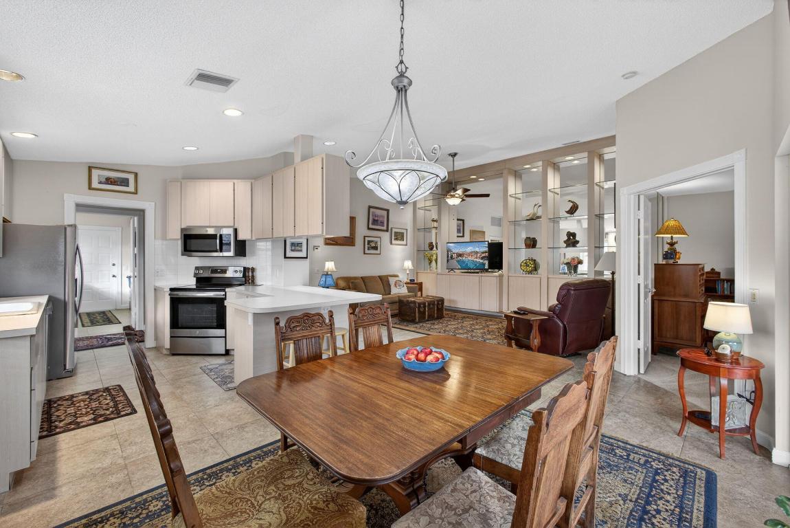 GARDEN OAKS - Residential