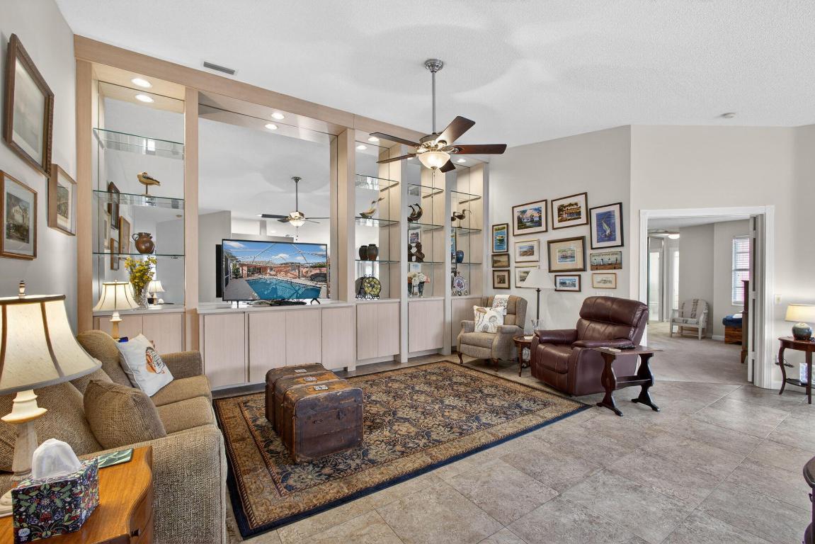 GARDEN OAKS - Residential