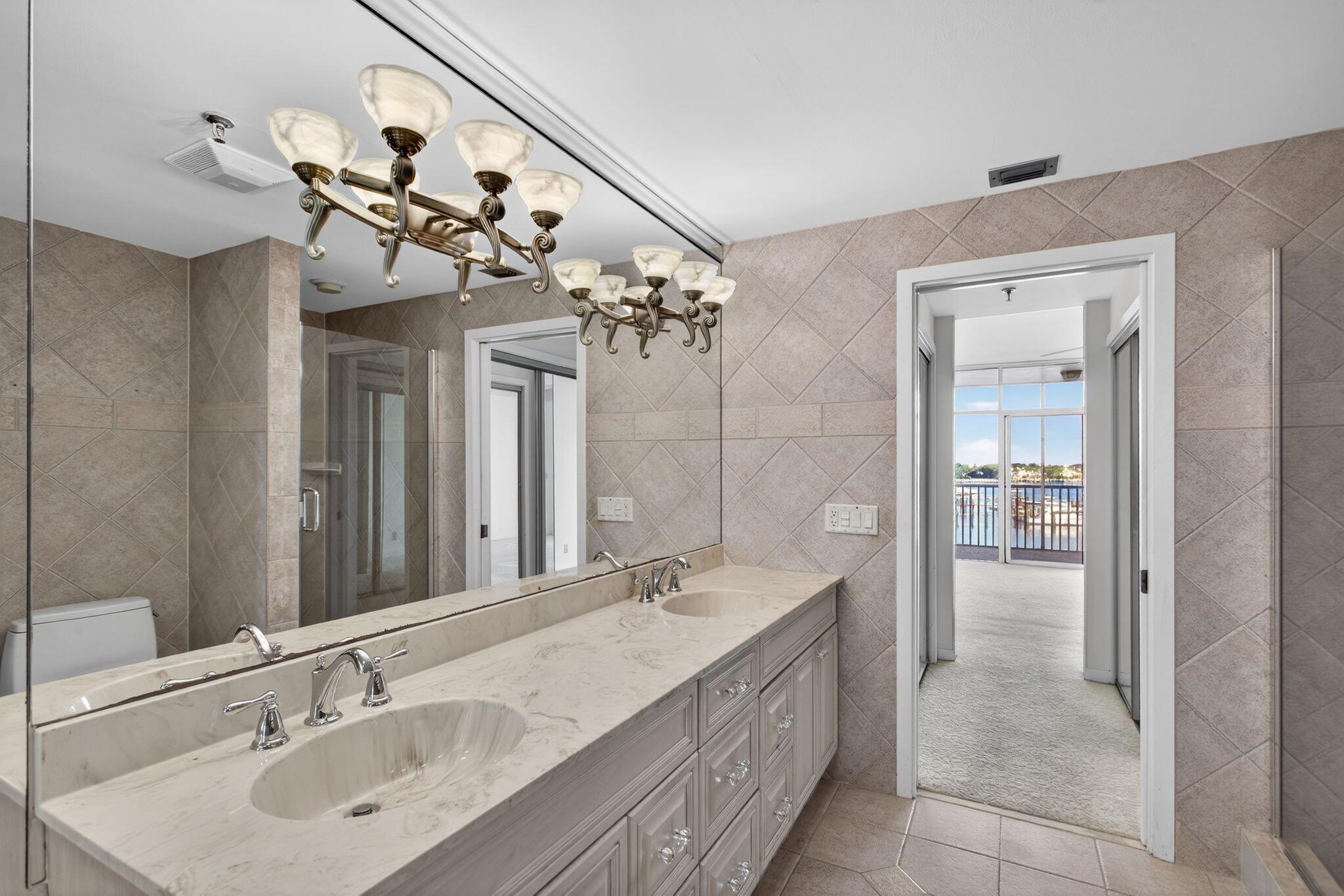 MARINA AT TWELVE OAKS CON - Residential