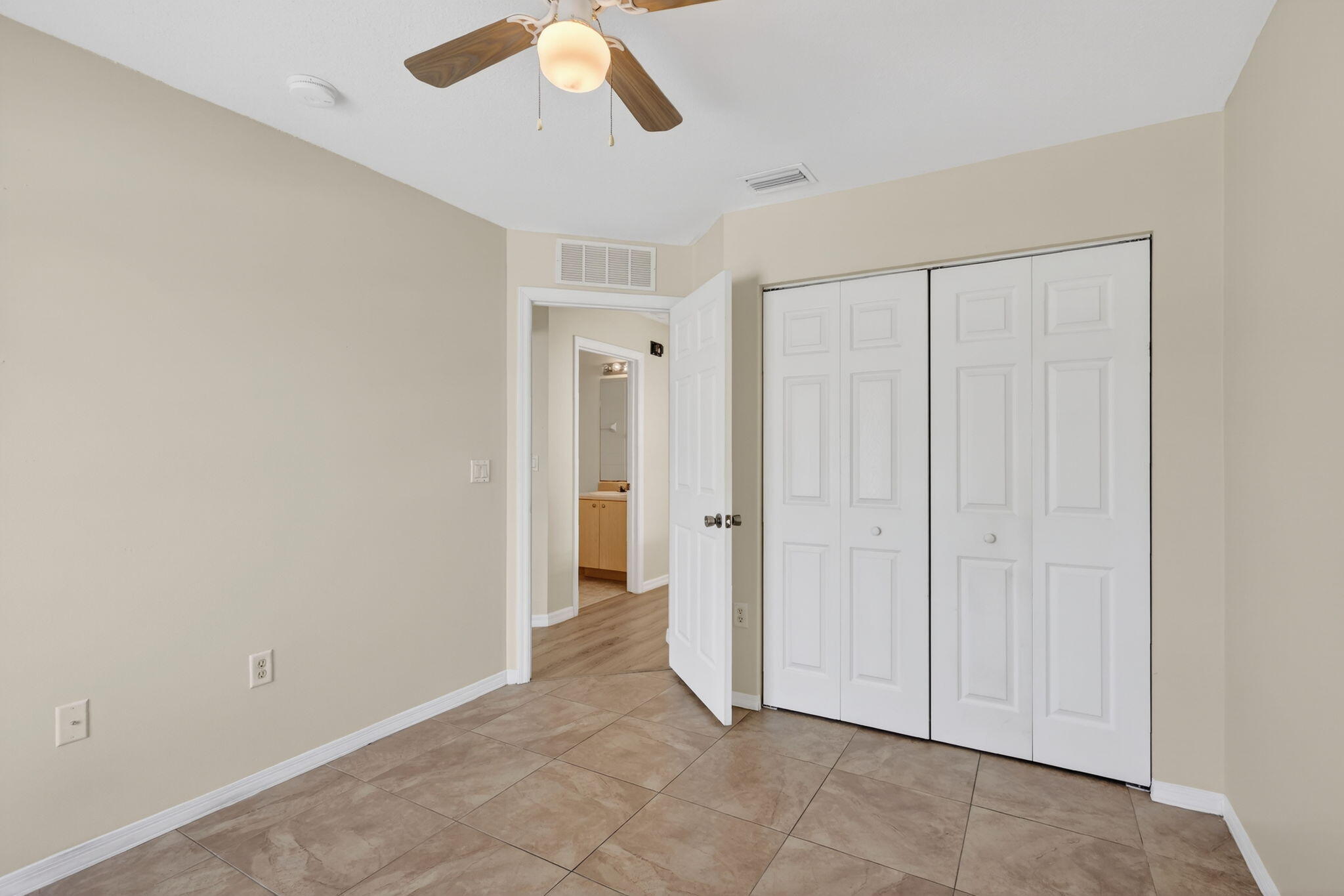 LAKE FOREST - Residential