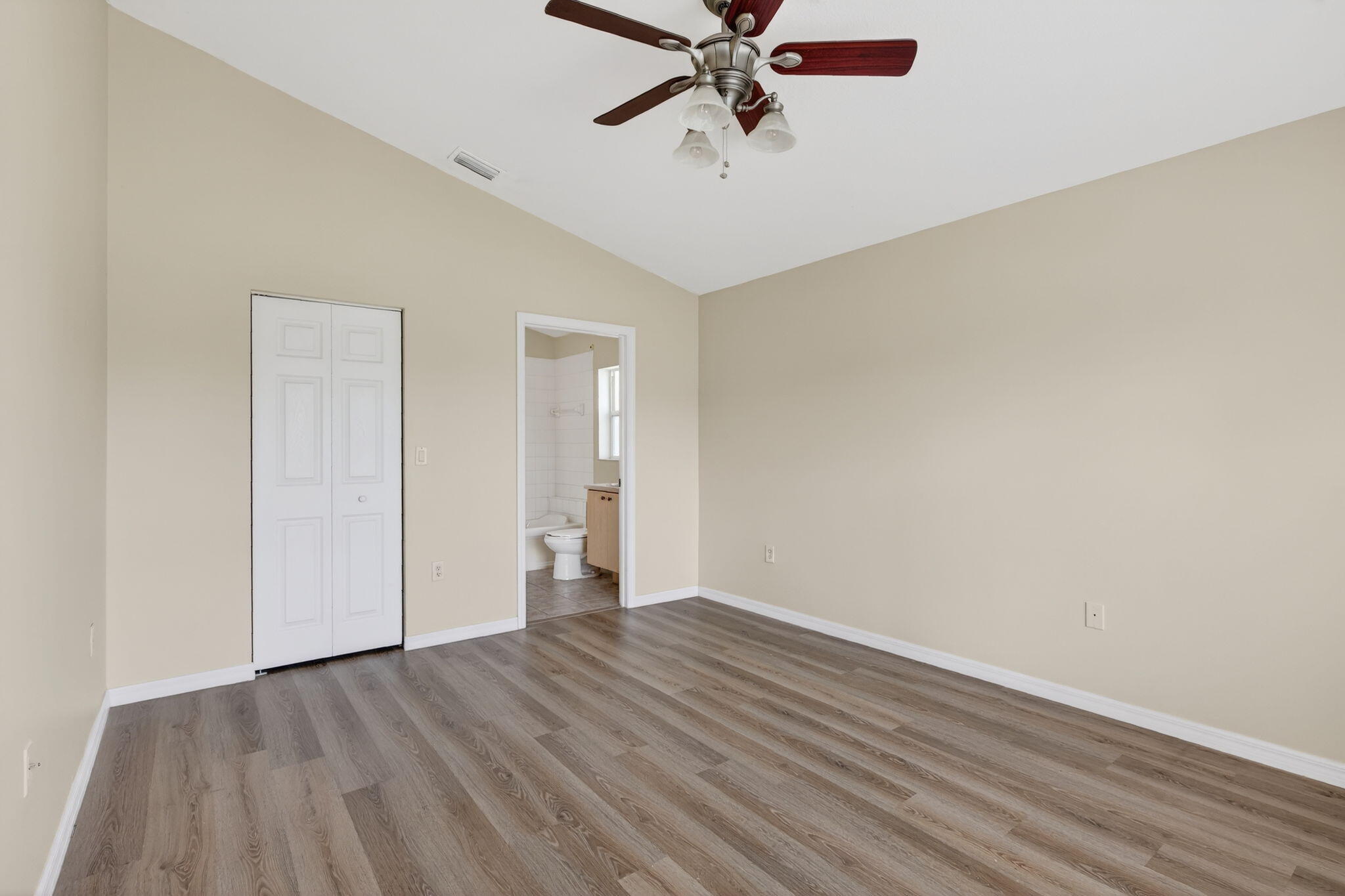 LAKE FOREST - Residential