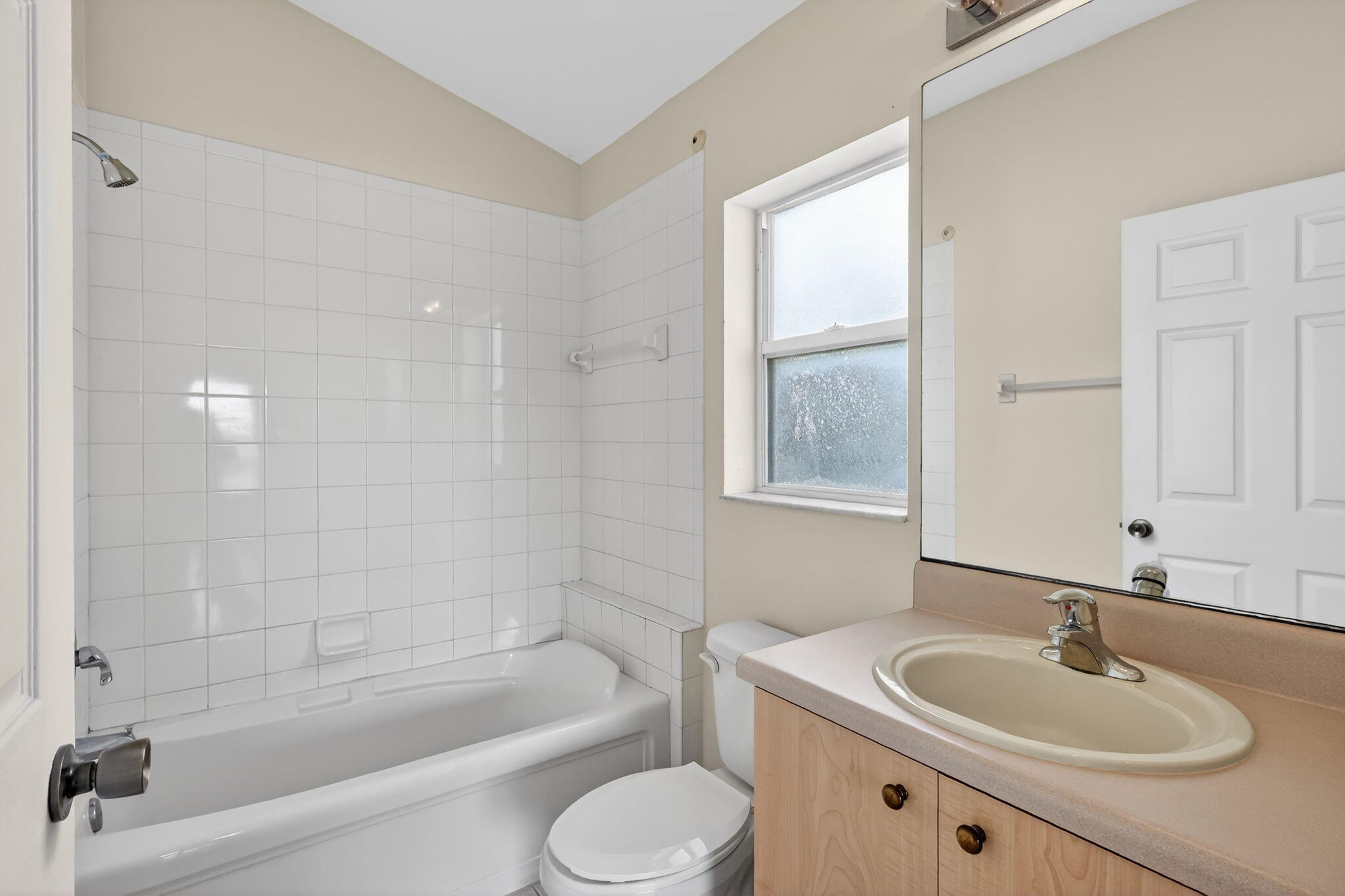 LAKE FOREST - Residential