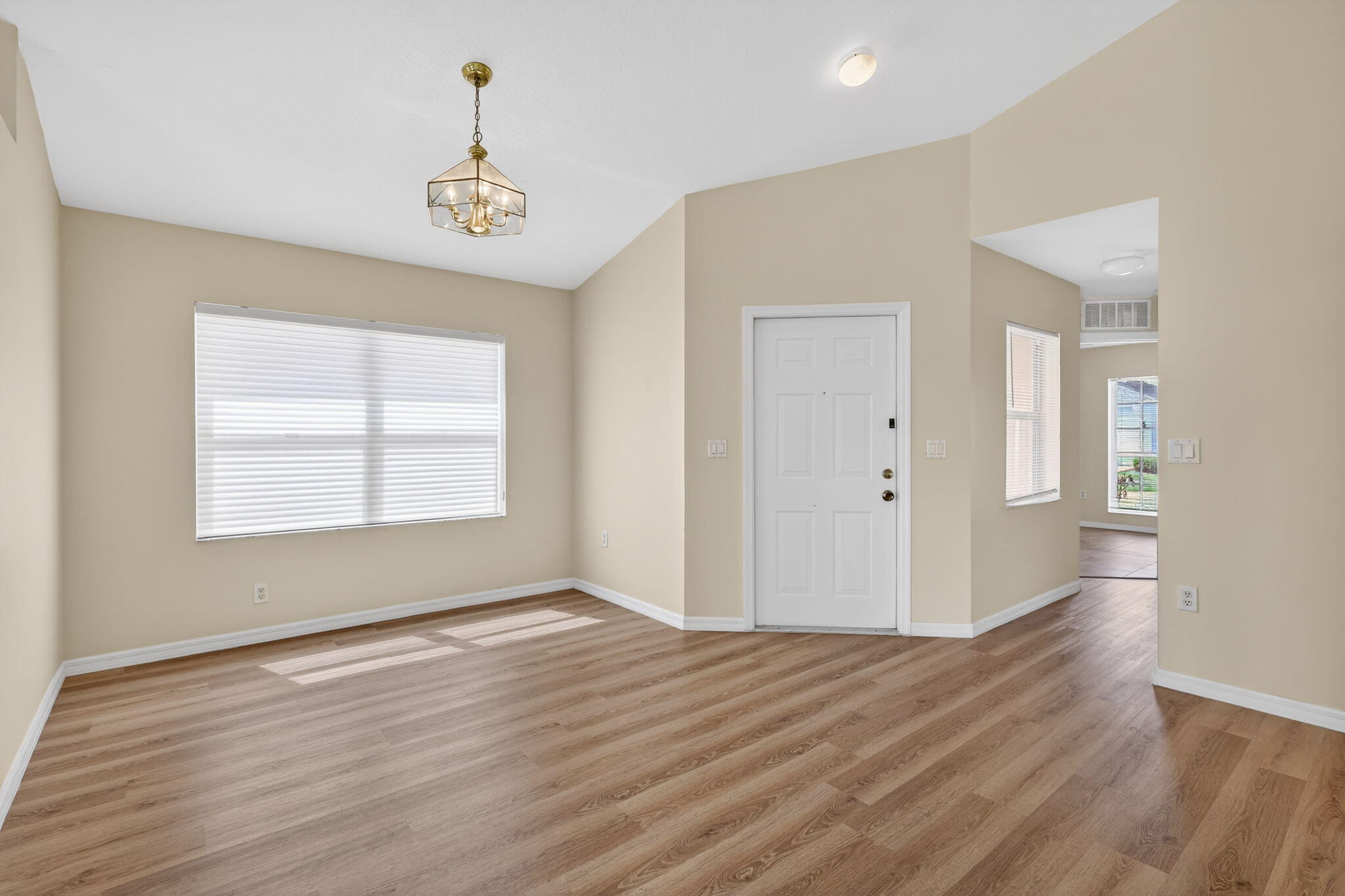 LAKE FOREST - Residential