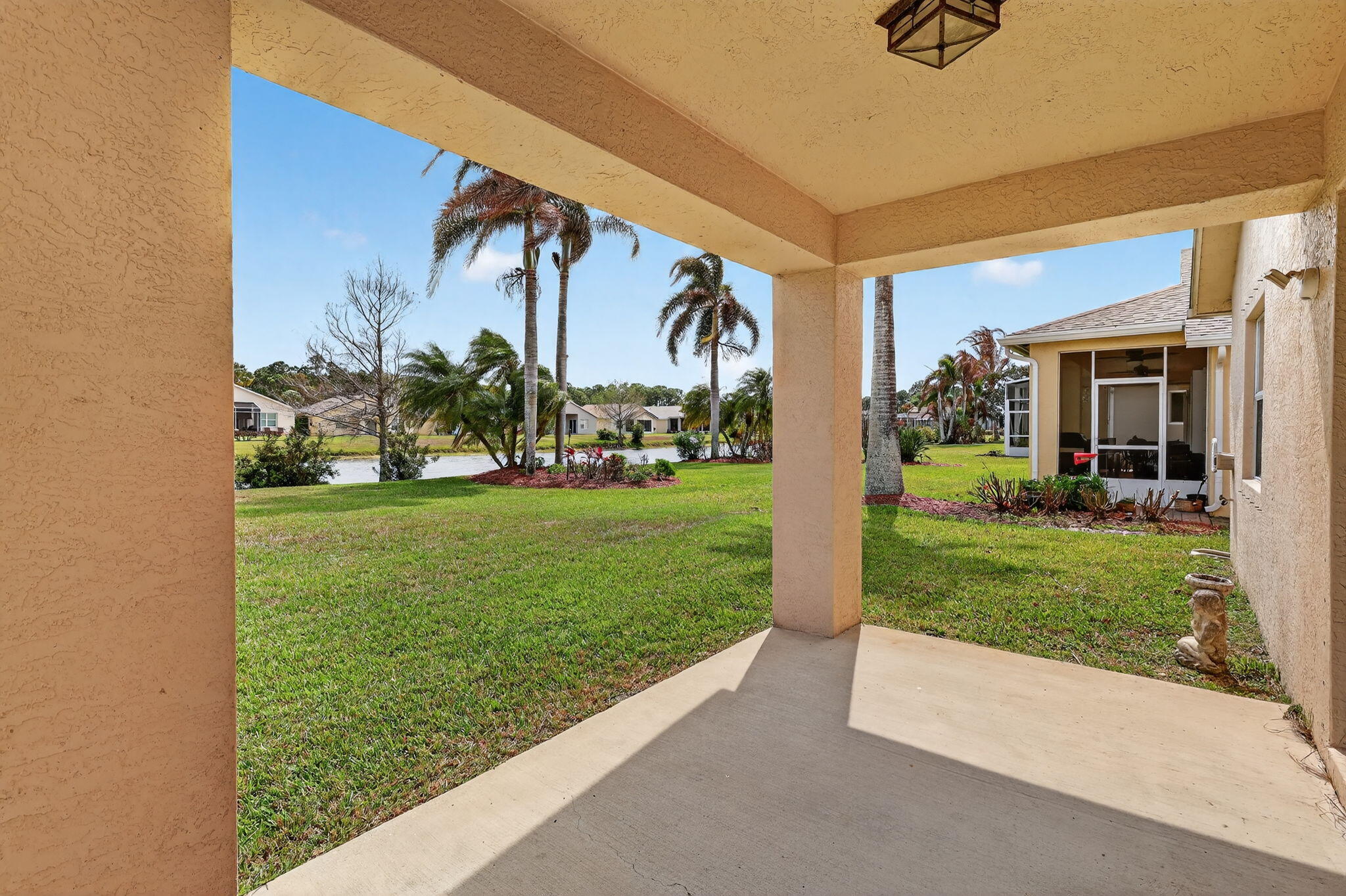 LAKE FOREST - Residential