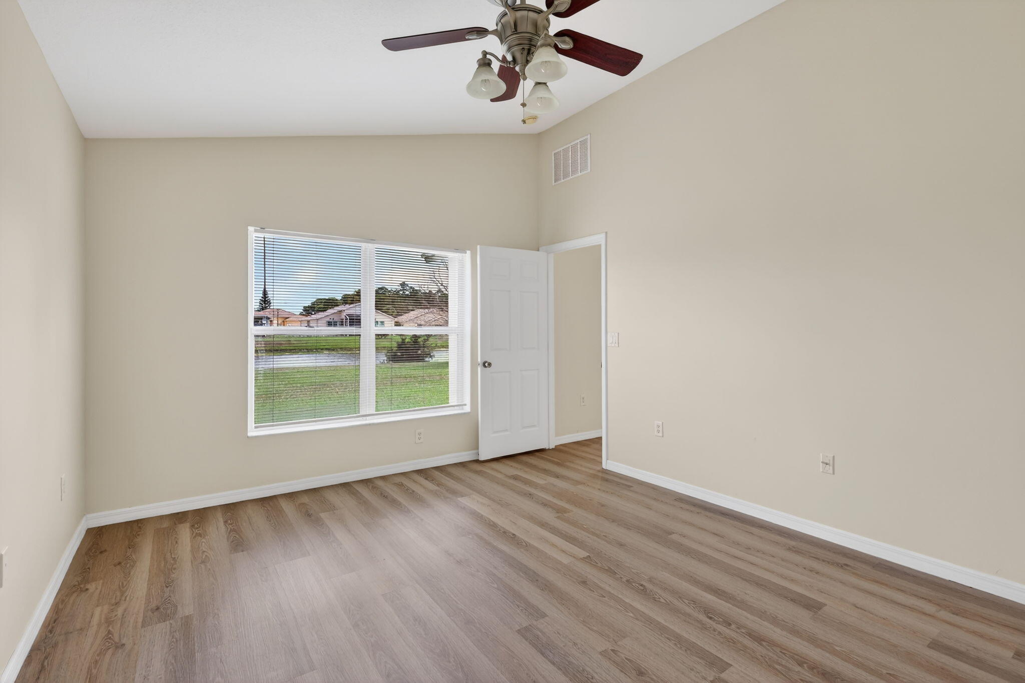 LAKE FOREST - Residential