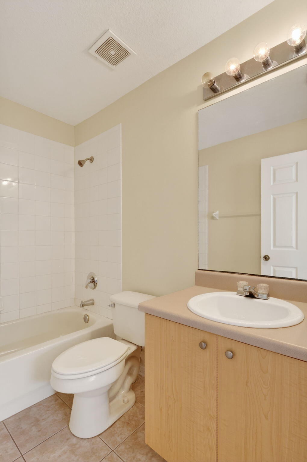 LAKE FOREST - Residential