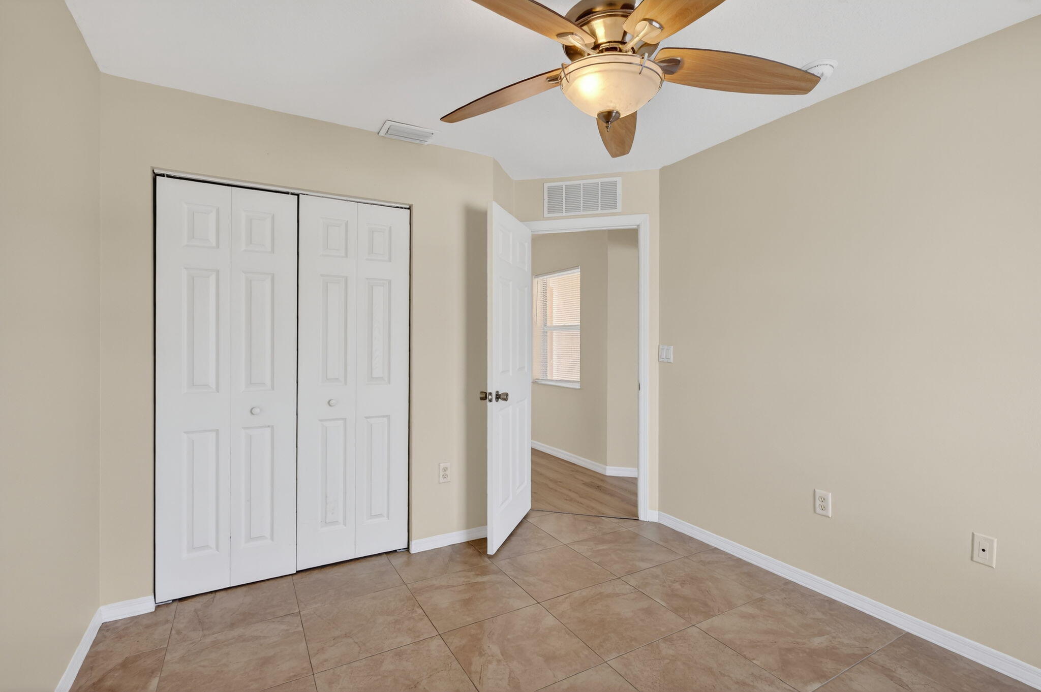 LAKE FOREST - Residential