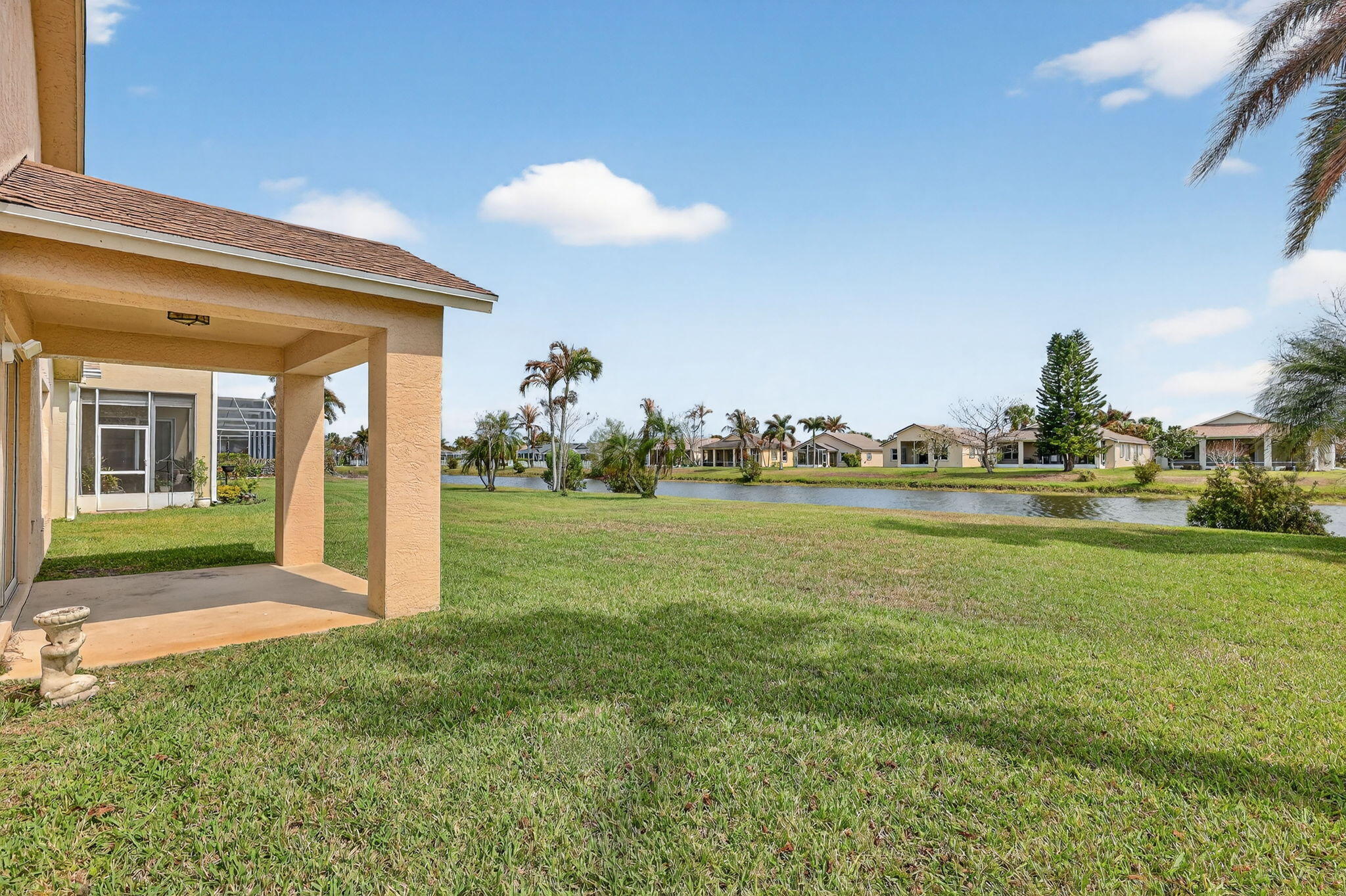 LAKE FOREST - Residential