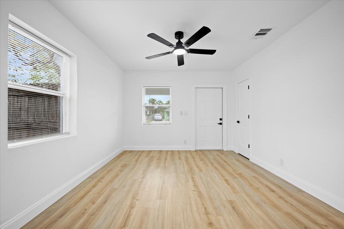 WHISPERING PALMS 5 - Residential Lease