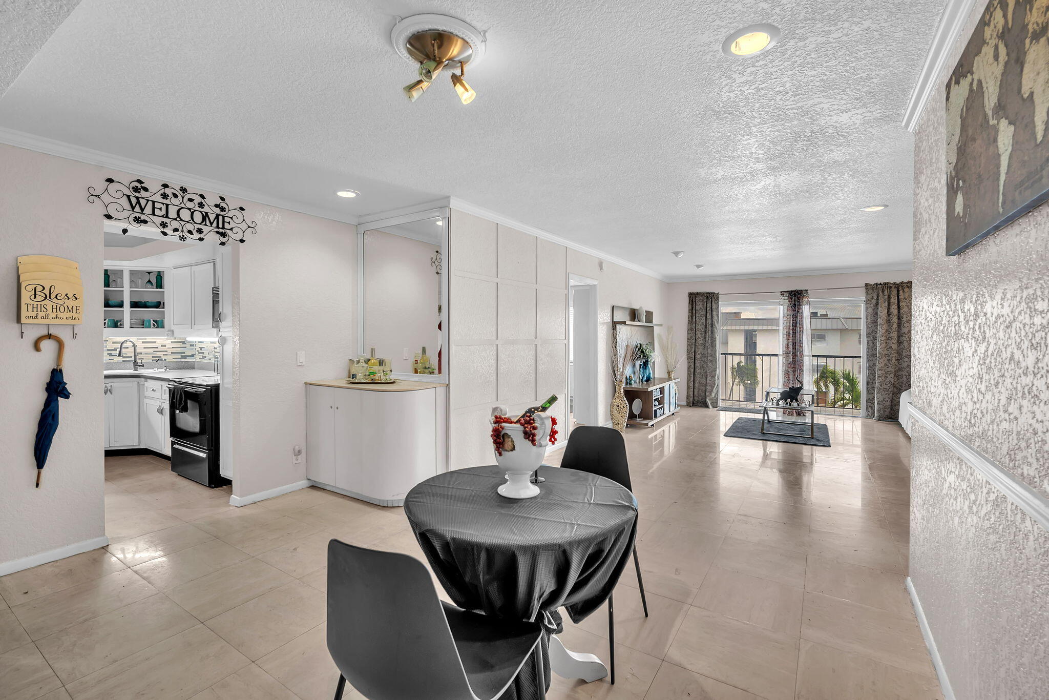 6361 N Falls Cir Drive 408