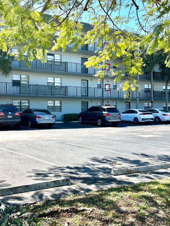 ISLE OF SANDALFOOT CONDO - Residential