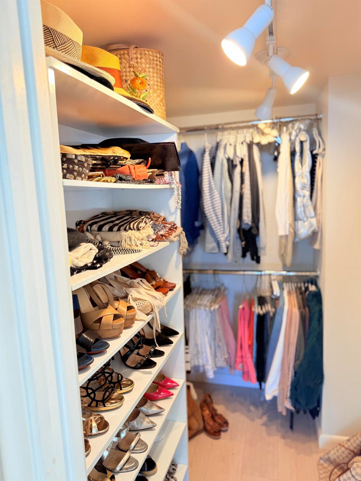 PLACIDO MAR CONDO - Residential