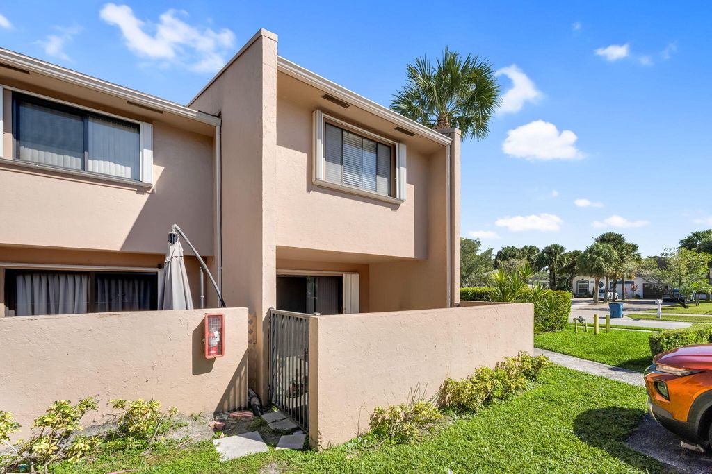 Photo of 139 Sparrow Drive #2a, Royal Palm Beach, FL 33411 (MLS # R11137380)