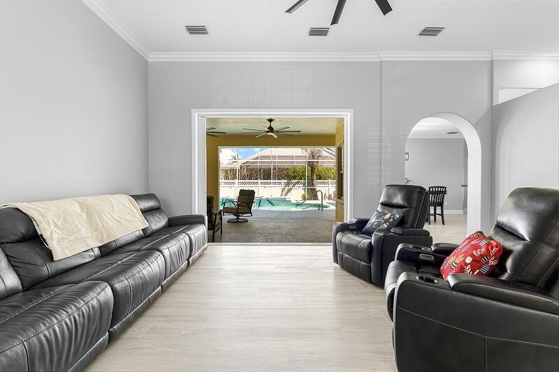 OAK CHASE SUBDIVISION PHASE II - Residential