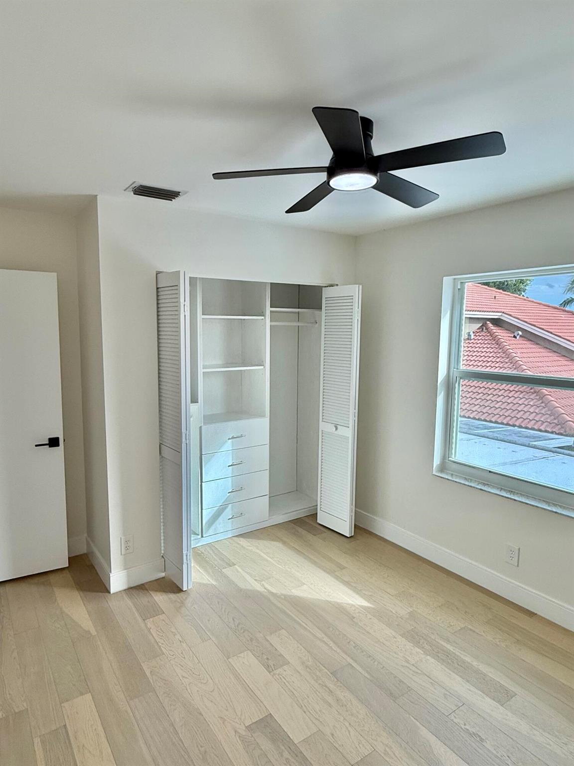 BOCA CHASE TR 4 - Residential