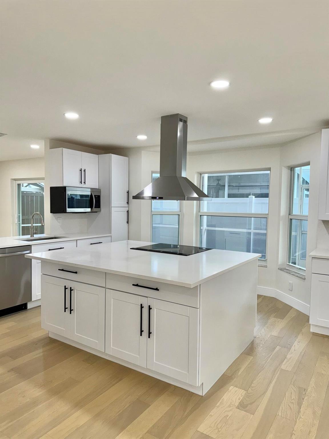 BOCA CHASE TR 4 - Residential