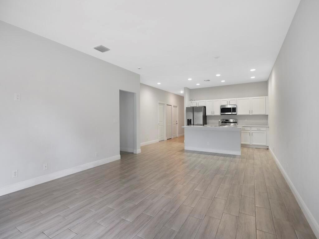 OSLO PARK UNIT NO 3 - Residential