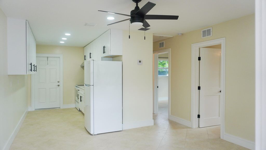 Photo of 1414 Avenue I #A, Fort Pierce, FL 34950 (MLS # R11152735)