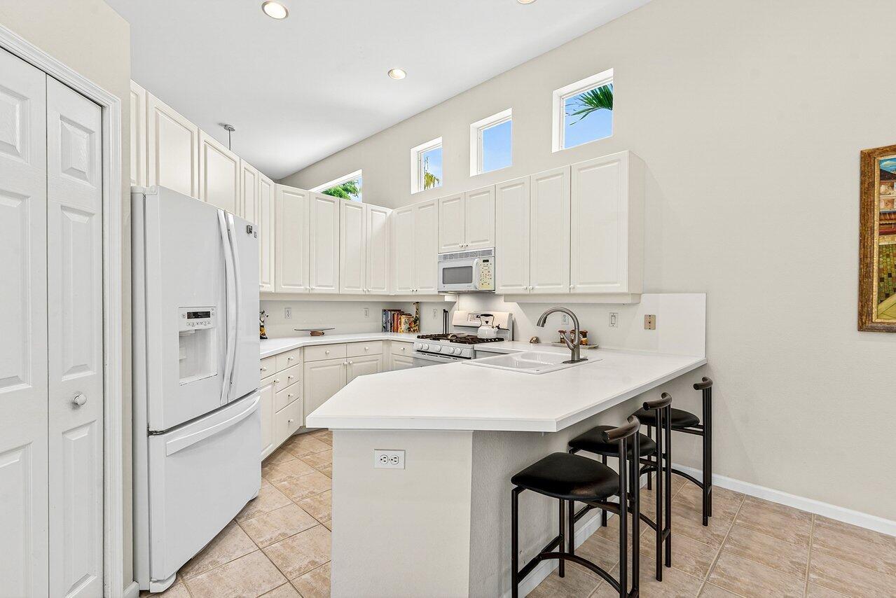 SUNSET BAY - Residential