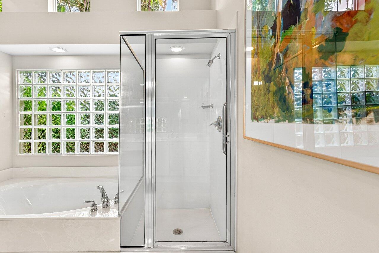 SUNSET BAY - Residential