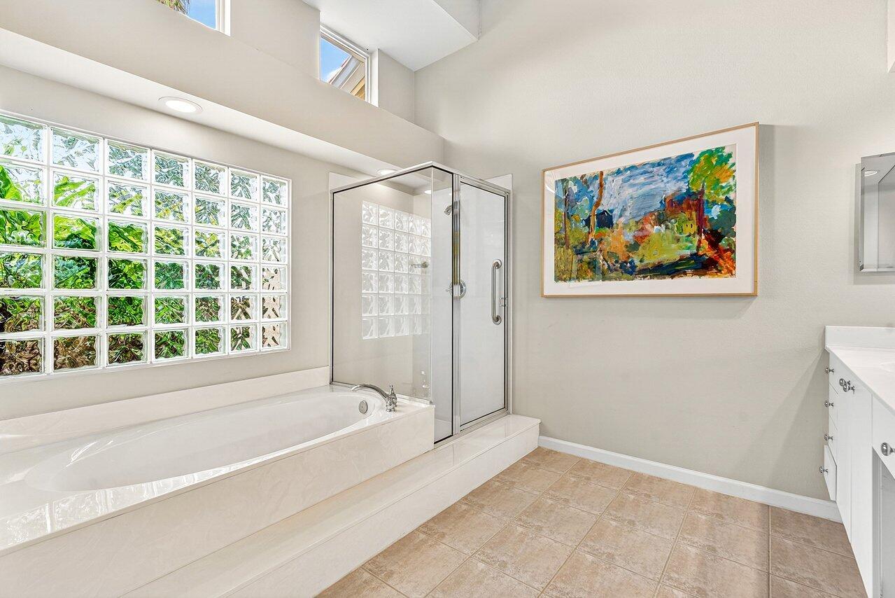 SUNSET BAY - Residential