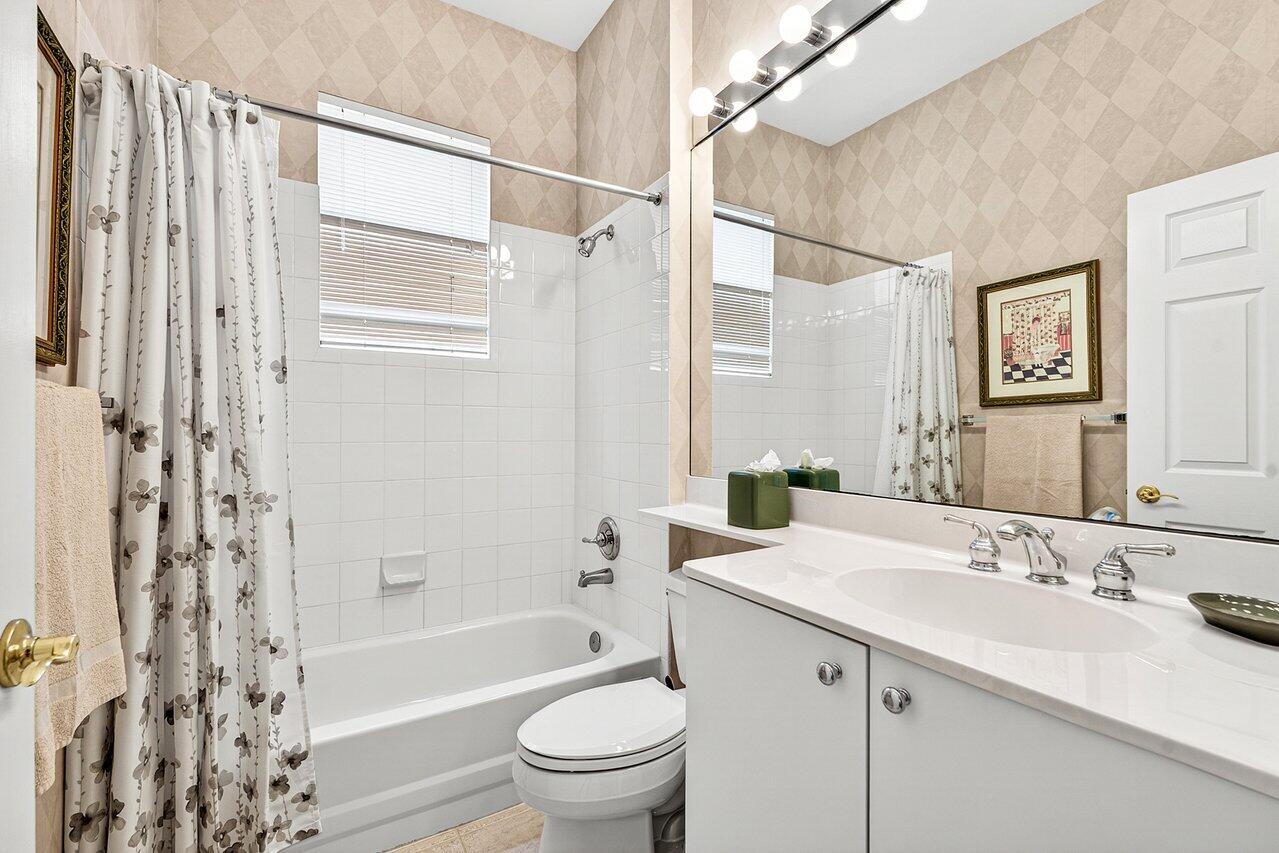 SUNSET BAY - Residential