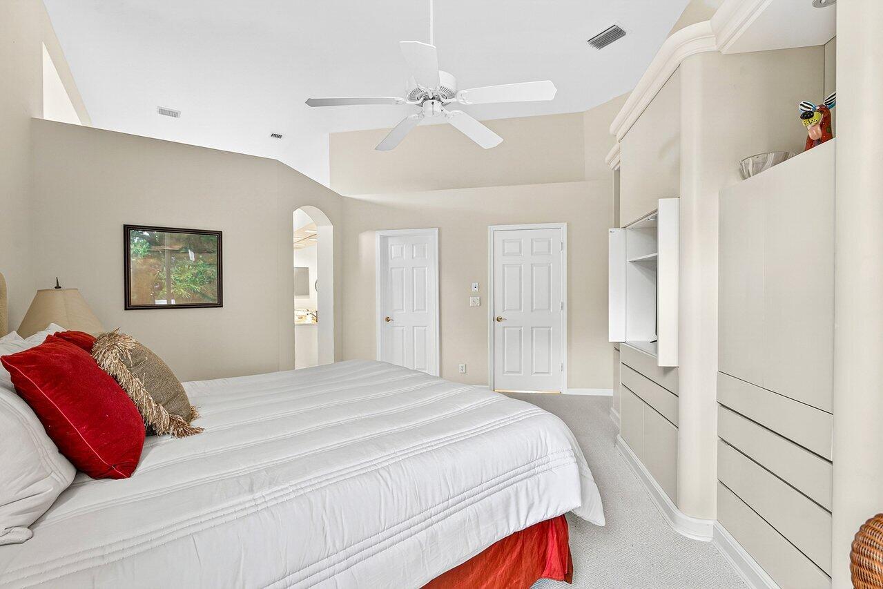 SUNSET BAY - Residential