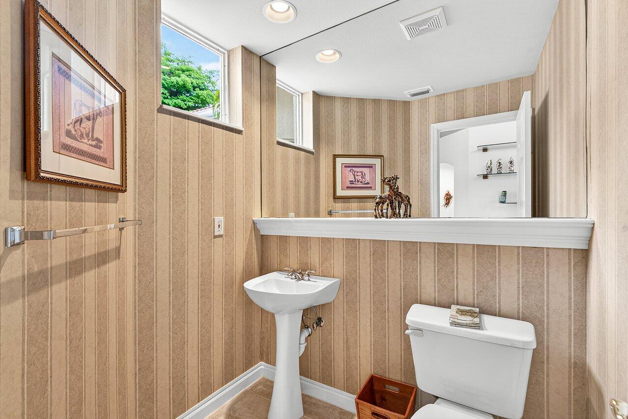 SUNSET BAY - Residential