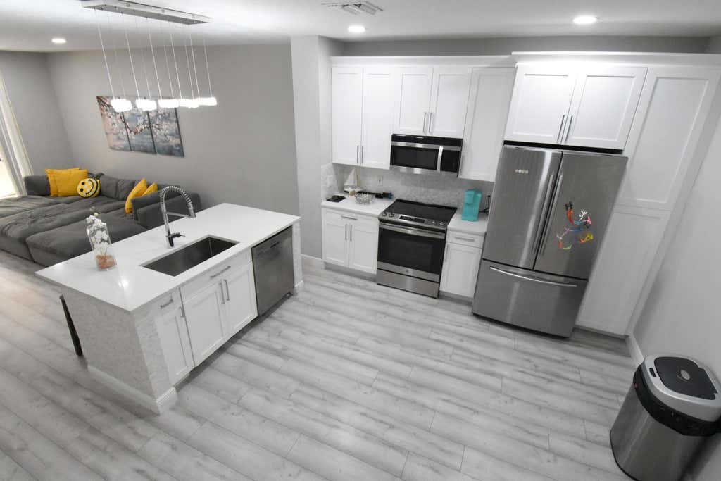 Photo of 9800 Lago Drive, Boynton Beach, FL 33472 (MLS # R10980265)