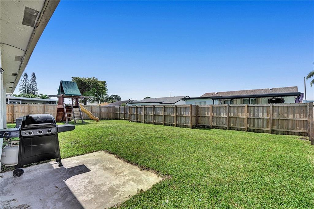 NORTHWOOD - Residential