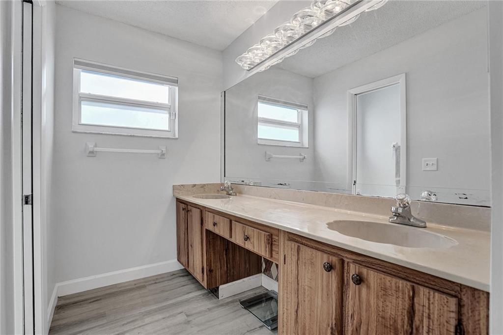 NORTHWOOD - Residential