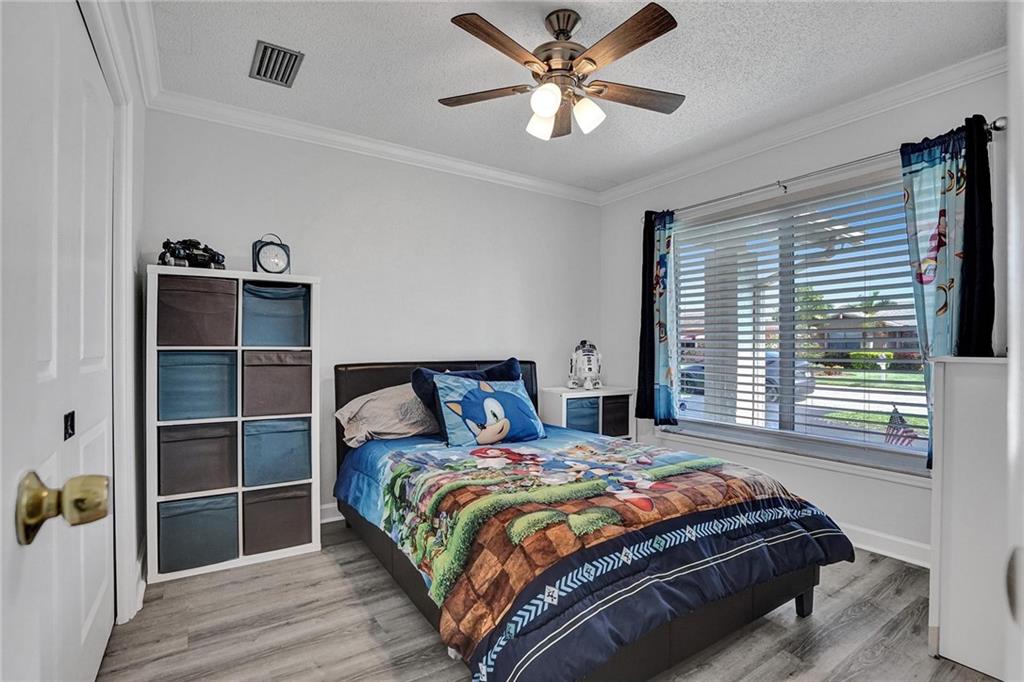 NORTHWOOD - Residential