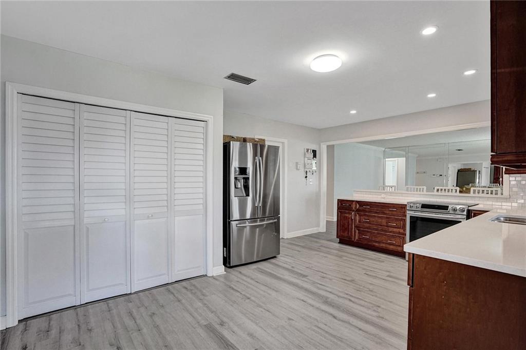 NORTHWOOD - Residential