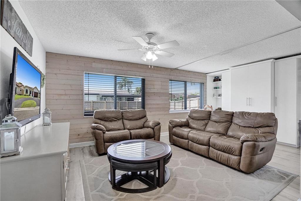 NORTHWOOD - Residential