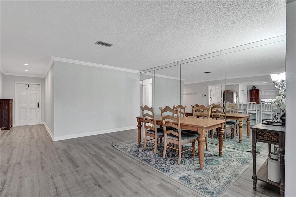 NORTHWOOD - Residential